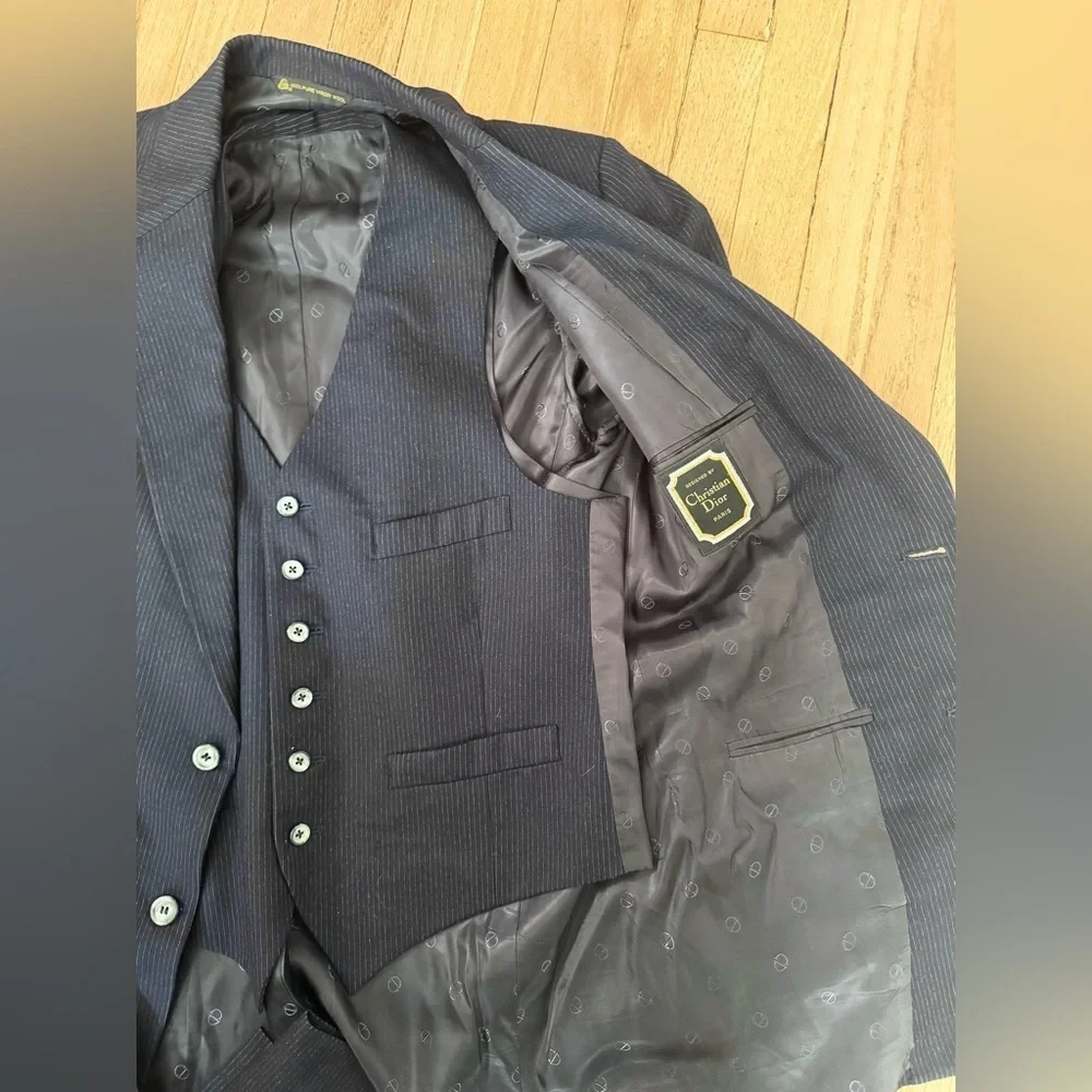 Christian Dior 3 Piece Suit 35” Waist